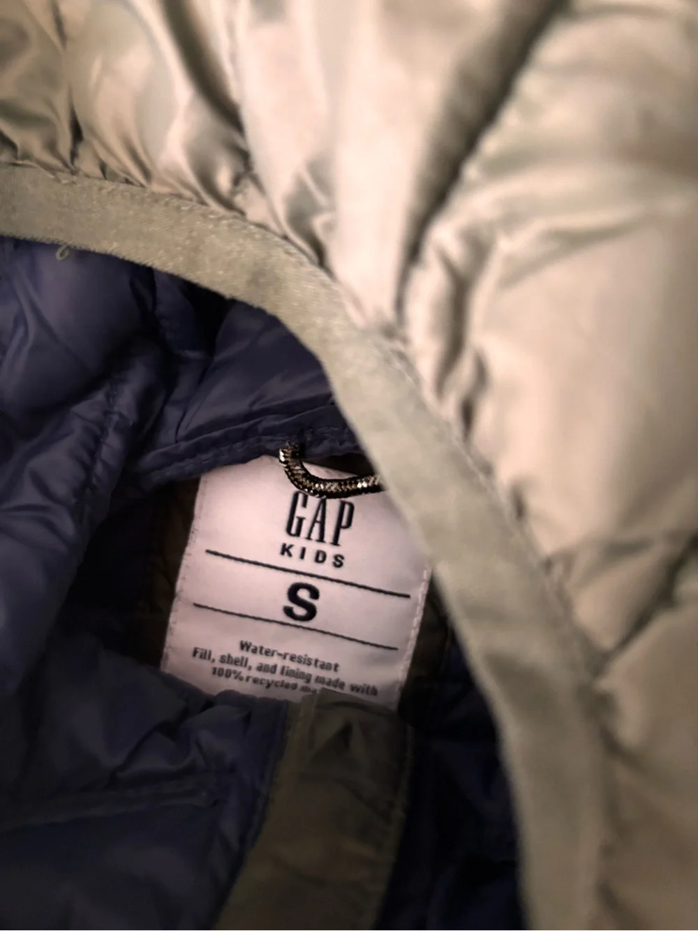 Gap Lightweight Puffer Jacket